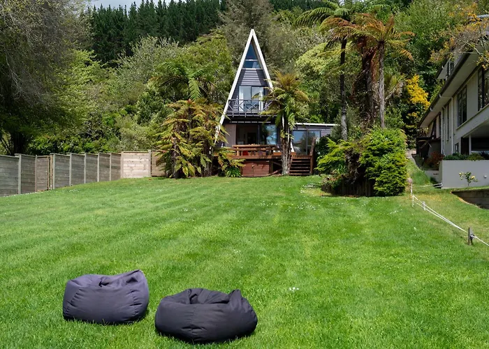 Okawa Bay Lakeside - Rotoiti A-frame